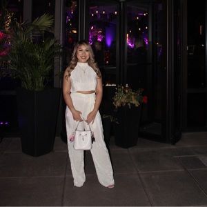 Meet your Posher, Selena